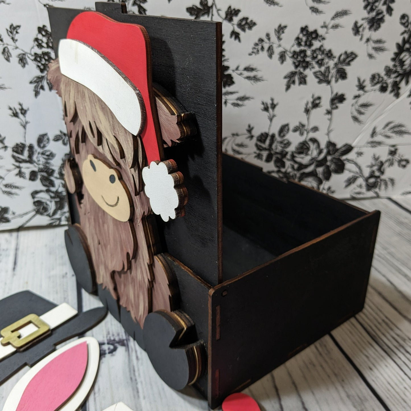 Highland Cow Interchangeable Holiday Decoration